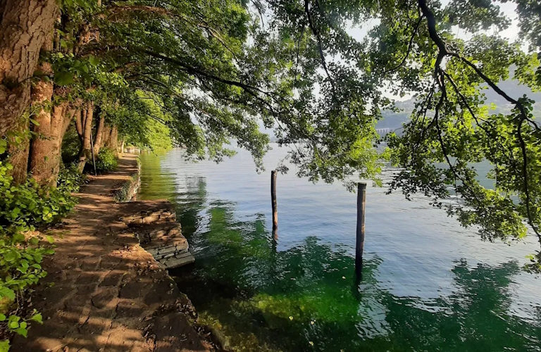 Giro a piedi della penisola di Orta San Giulio